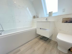 Lancaster Way- click for photo gallery